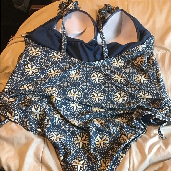 Aguabendita 3X plus size blue tile Ruffle sleeve one piece swimsuit NWT - Picture 7 of 7